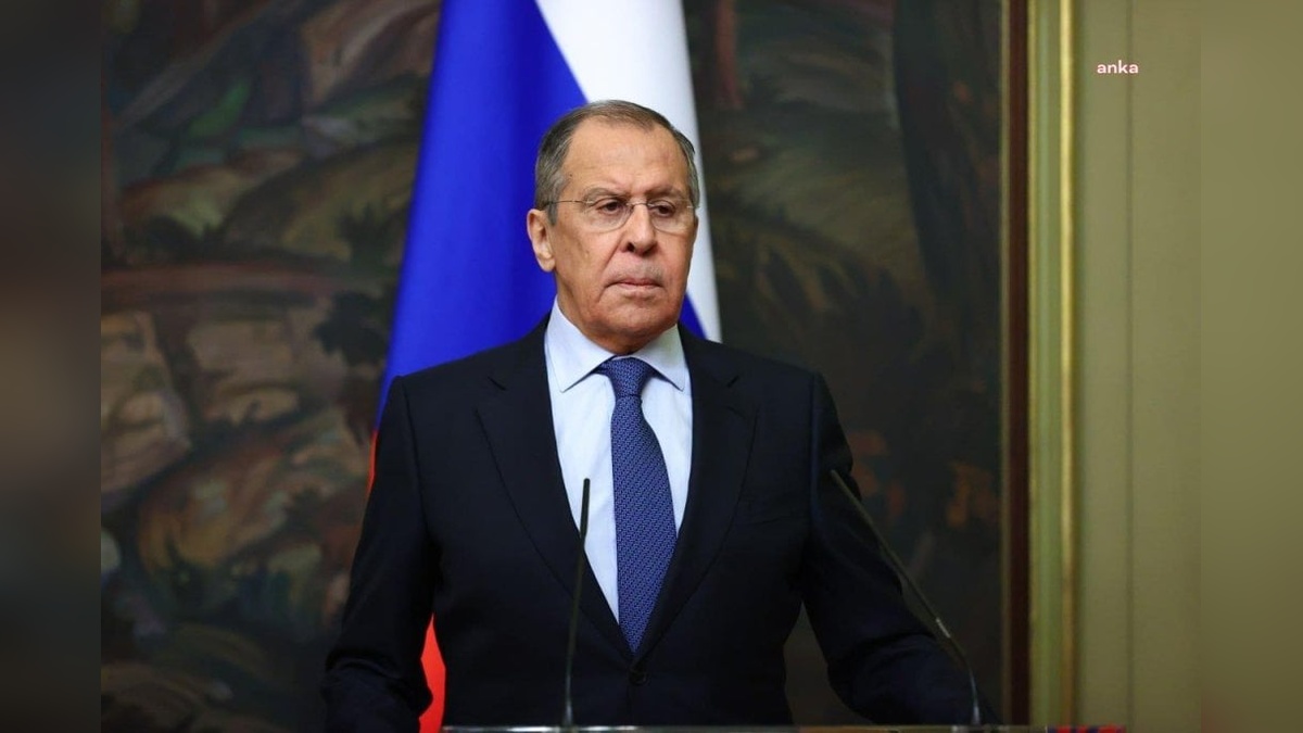 Lavrov: Vatikan’da barış görüşmesi uygun olmaz