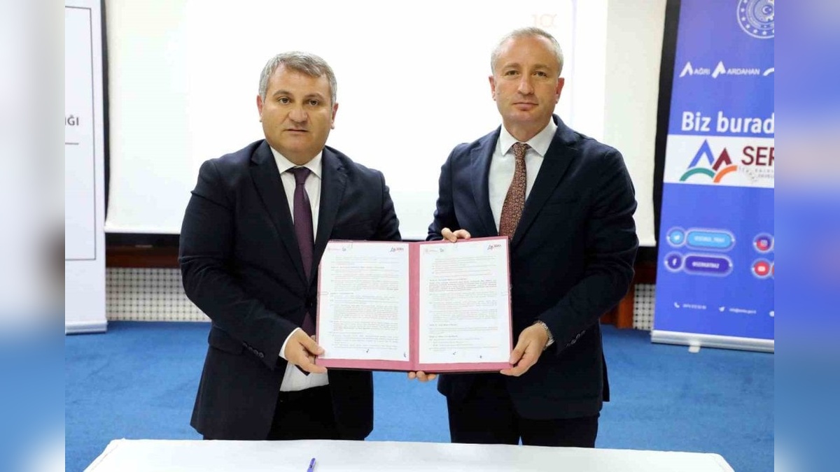 Ağrı'da eğitimde yapay zekâ projesi imzalandı