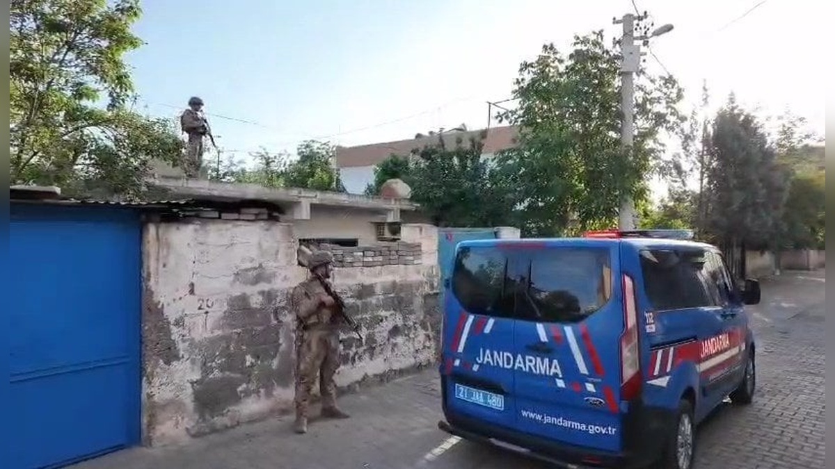 Diyarbakır ve Batman'da 'Daltonlar' suç örgütüne operasyon: 3 şüpheli yakalandı