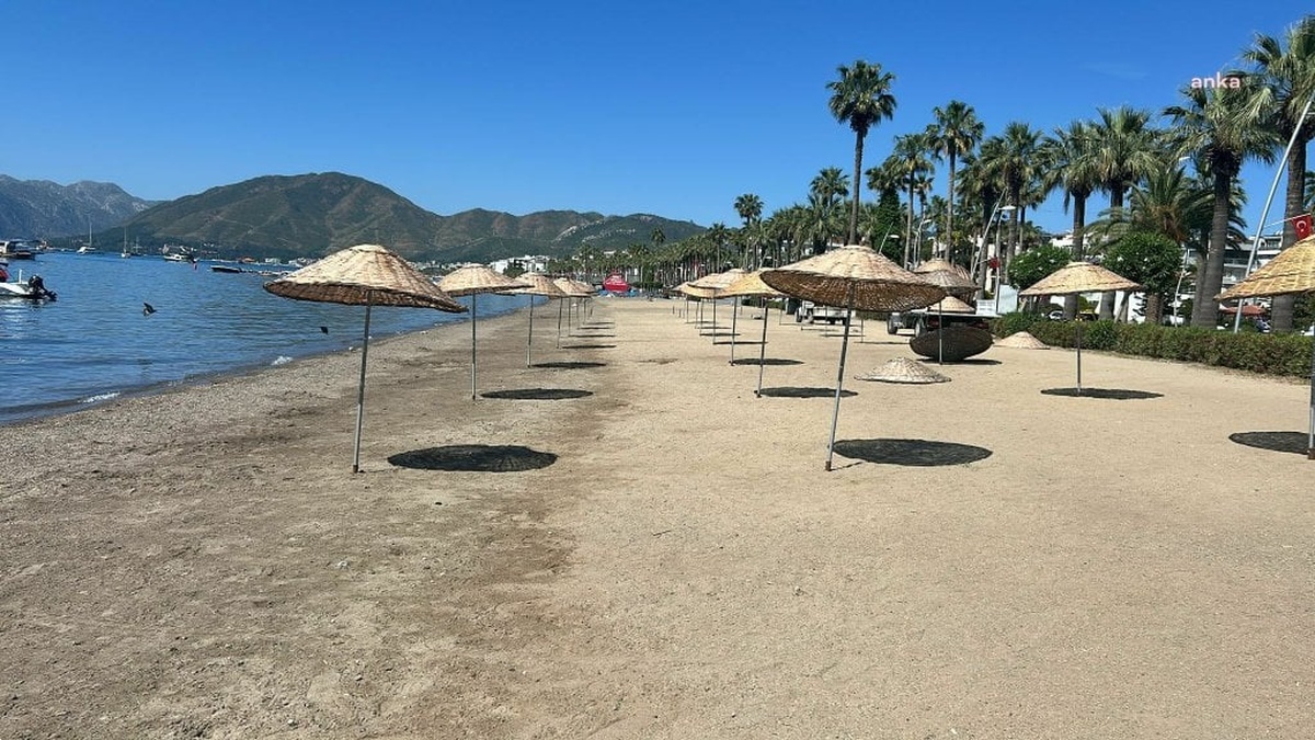 Marmaris Belediyesi halk plajlarını sezona hazırlıyor