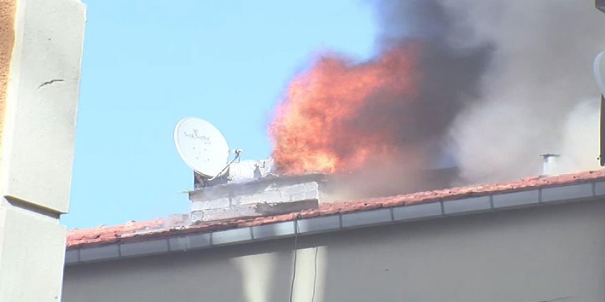 Şişli'de binanın çatısında yangın