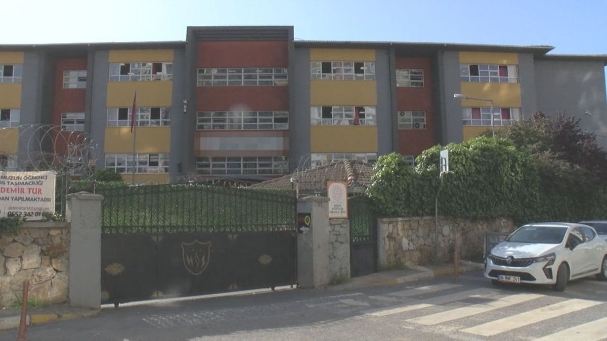 Sultanbeyli'de lise öğrencisi tutuklandı