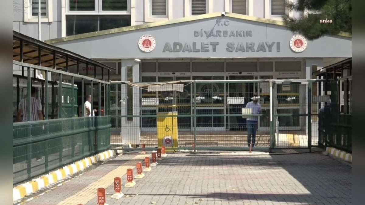 Diyarbakır'da baba ve oğlunun ölümüne ilişkin 4 tutuklama