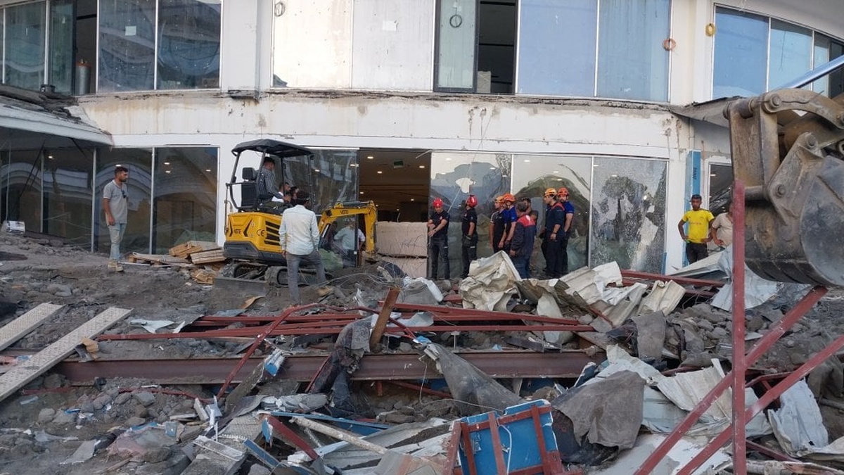 Manavgat'ta otel inşaatında tehlikeli çökme: Paydos saati faciayı önledi