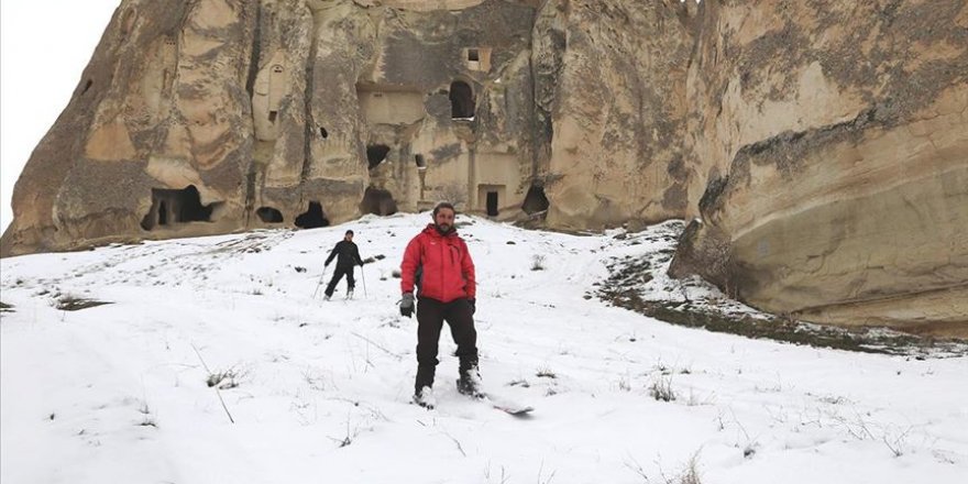 Peribacaları arasında kayak keyfi