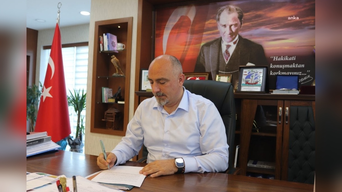 Hopa Belediyesi'nden Buca'ya karalahana ve çay desteği