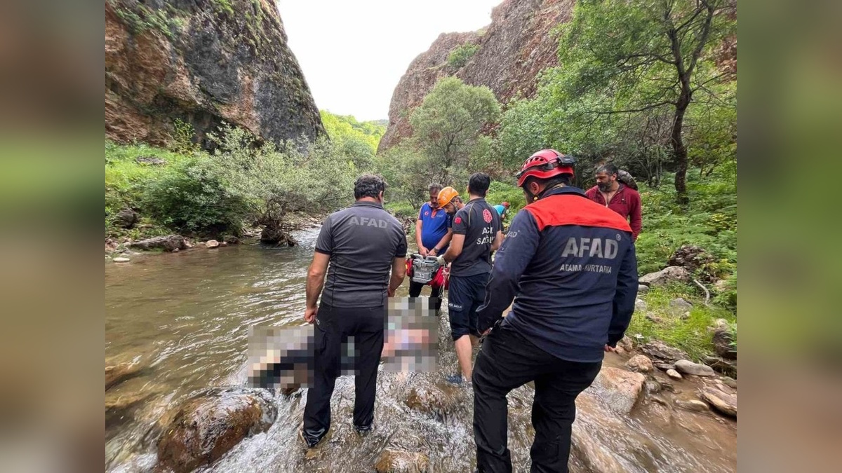 Tunceli'de tarihi kale gezisinde feci kaza
