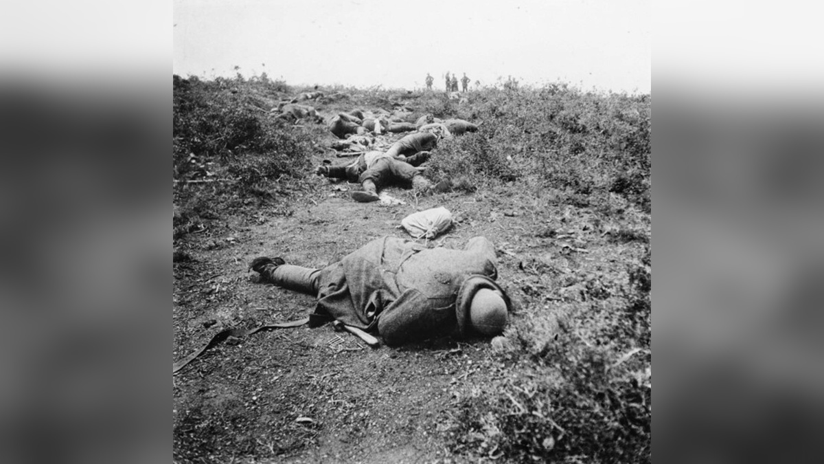 Çanakkale Savaşı'nda ilk ateşkesin detayları: Dayanılmaz koku ve zorlu defin süreci