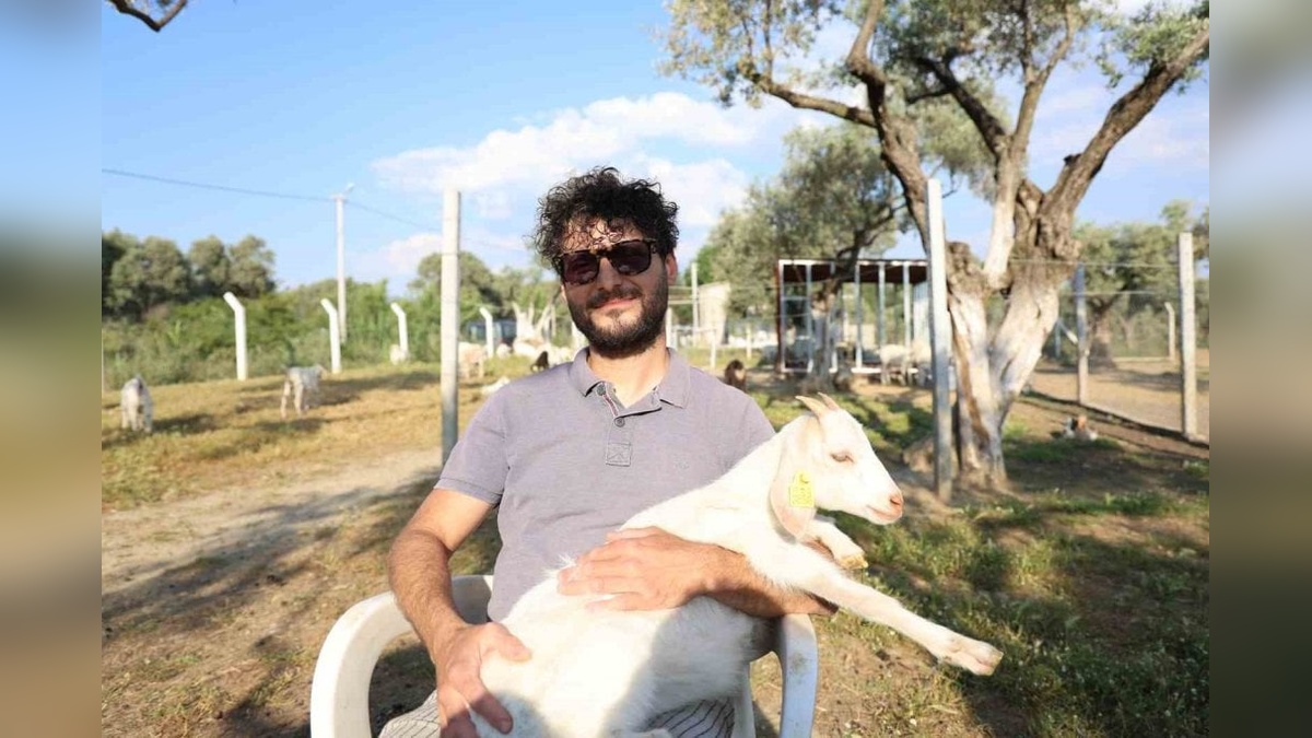 Aydın'da iki üniversite mezunu çoban: 'Kızıma taze süt içirmek için aldığım keçi, beni bu mesleğe yönlendirdi'