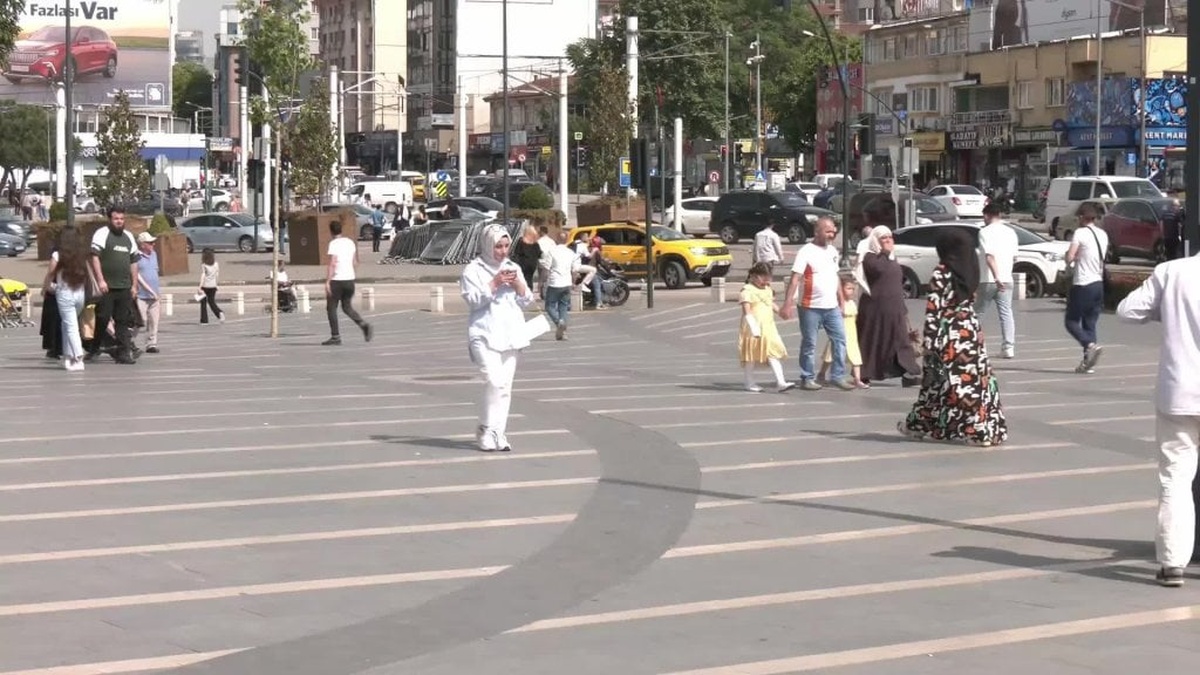 CHP'nin Bursa mitingi öncesi yurttaşlardan ekonomik kriz ve hukuksuzluk tepkisi
