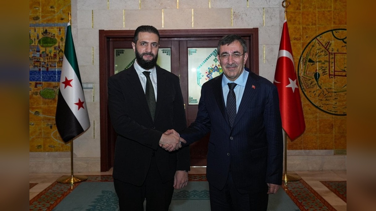 Cumhurbaşkanı Yardımcısı Yılmaz, Suriye Cumhurbaşkanı Şara ile görüştü: Ekonomik iş birliği ele alındı