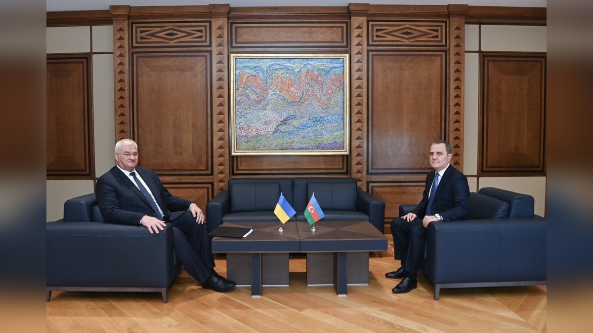 Ukrayna Dışişleri Bakanı Sybiha, Bakü'de Azerbaycanlı mevkidaşıyla görüştü