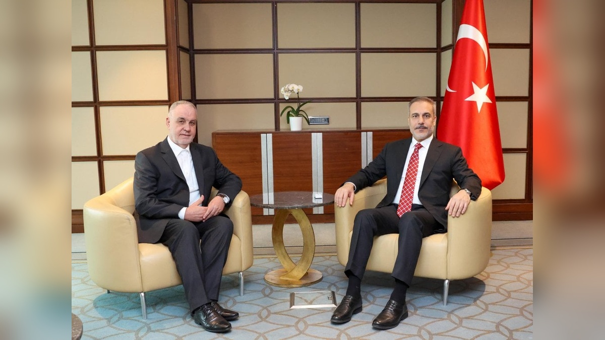 Dışişleri Bakanı Fidan, Reis-ül Ulema Kavazoviç ile İstanbul'da görüştü