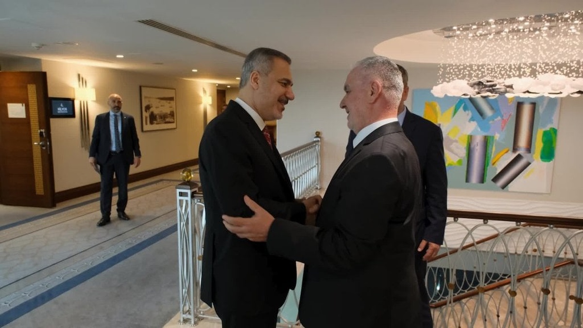 Dışişleri Bakanı Fidan, Reis-ül Ulema Kavazoviç ile İstanbul’da görüştü