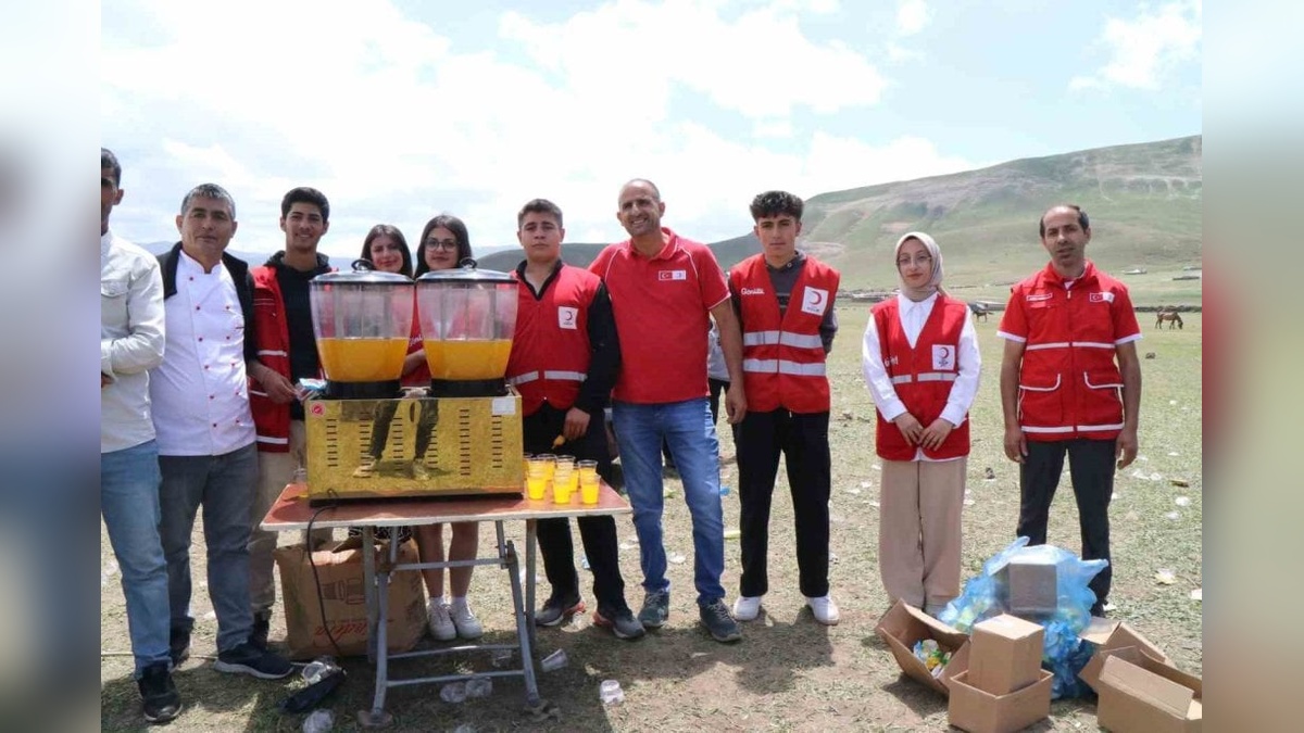 Ağrı'nın Diyadin ilçesinde bahar şenliği coşkusu yaşandı
