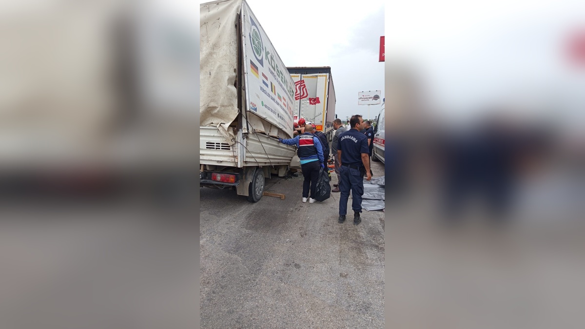 Karacabey'de feci kaza: 2 ölü