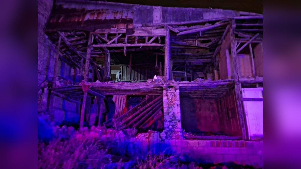 Kahramanmaraş'ta metruk bina çöktü