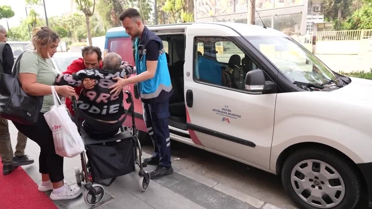 Mersin Büyükşehir Belediyesi’nden onkoloji hastalarına ücretsiz ulaşım hizmeti