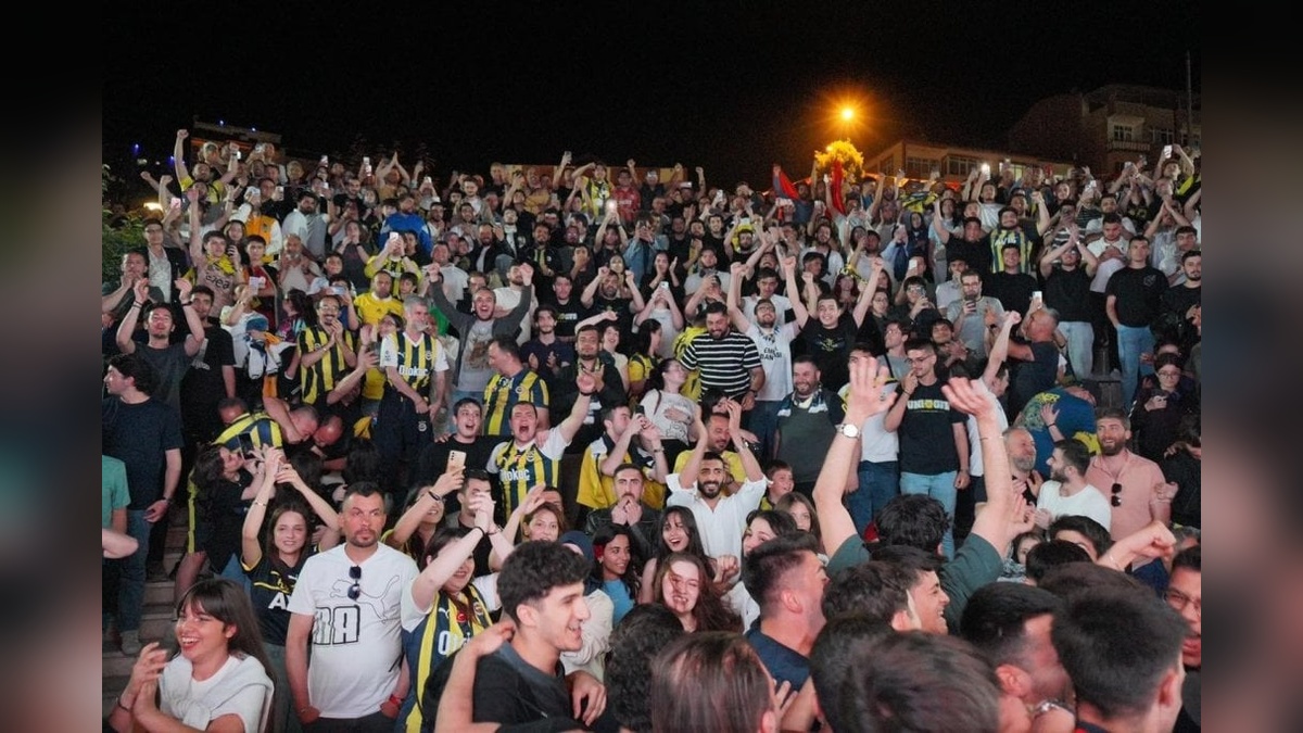 Fenerbahçe Beko, EuroLeague finalinde Monaco'yu 81-70 yendi