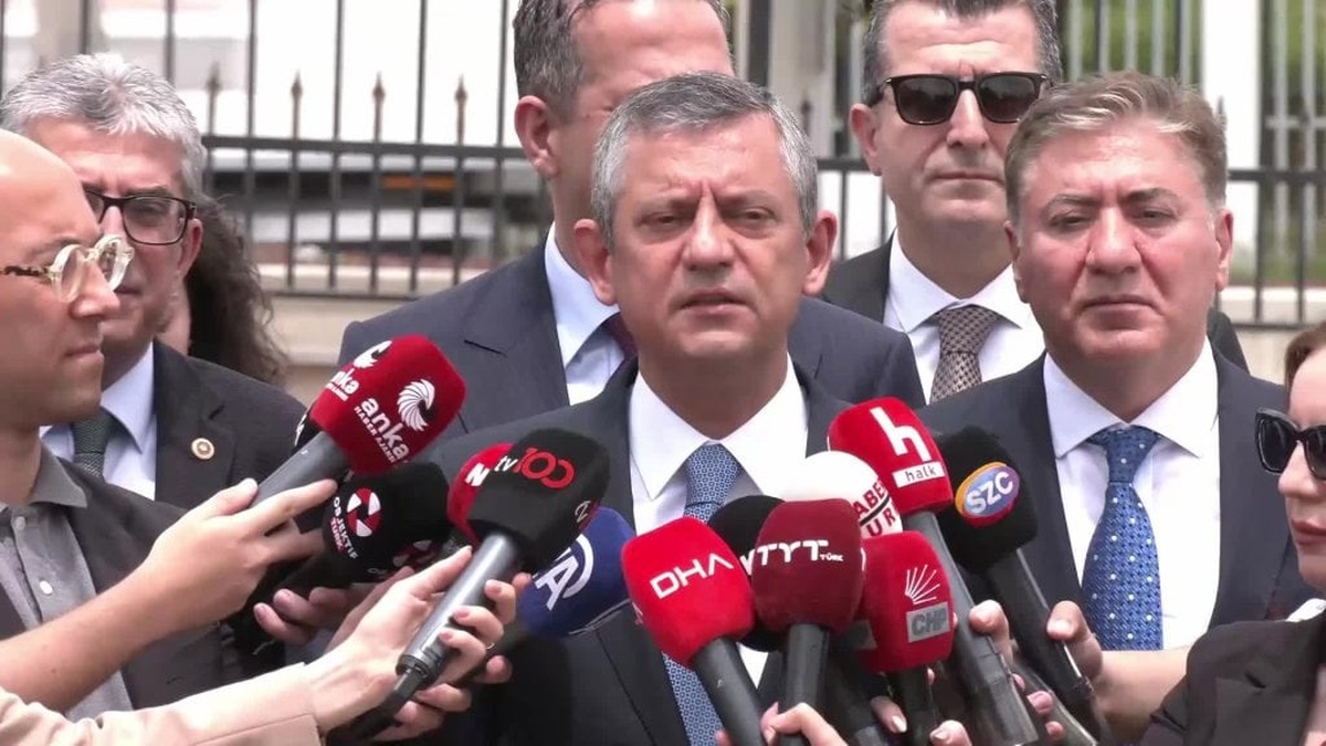 CHP Lideri Özel: AYM'den yürütmeyi durdurma kararı bekliyoruz