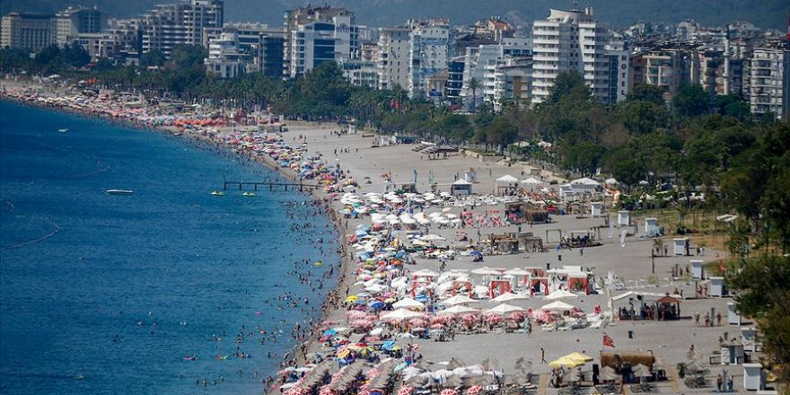Türkiye'nin en çok geceleme yapılan şehri Antalya