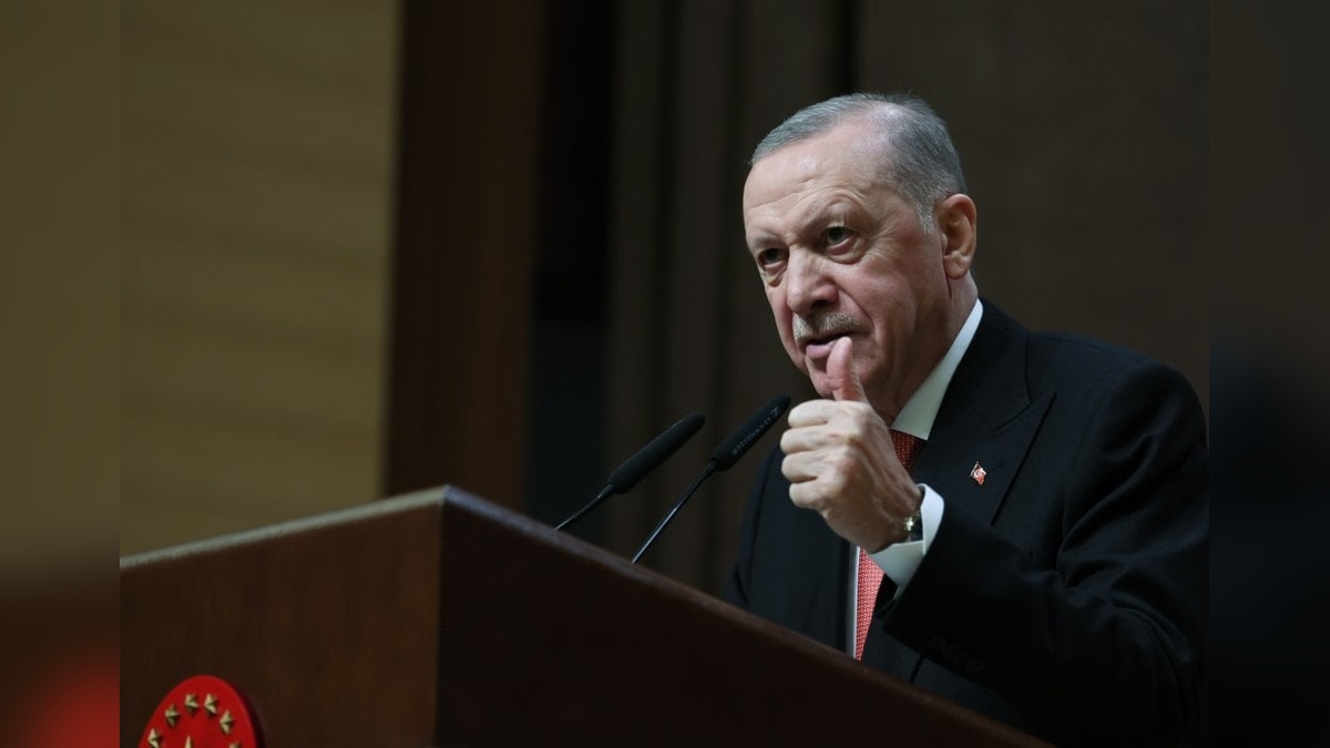 Cumhurbaşkanı Erdoğan: Beytülmale el uzatanın gözünün yaşına bakmayız