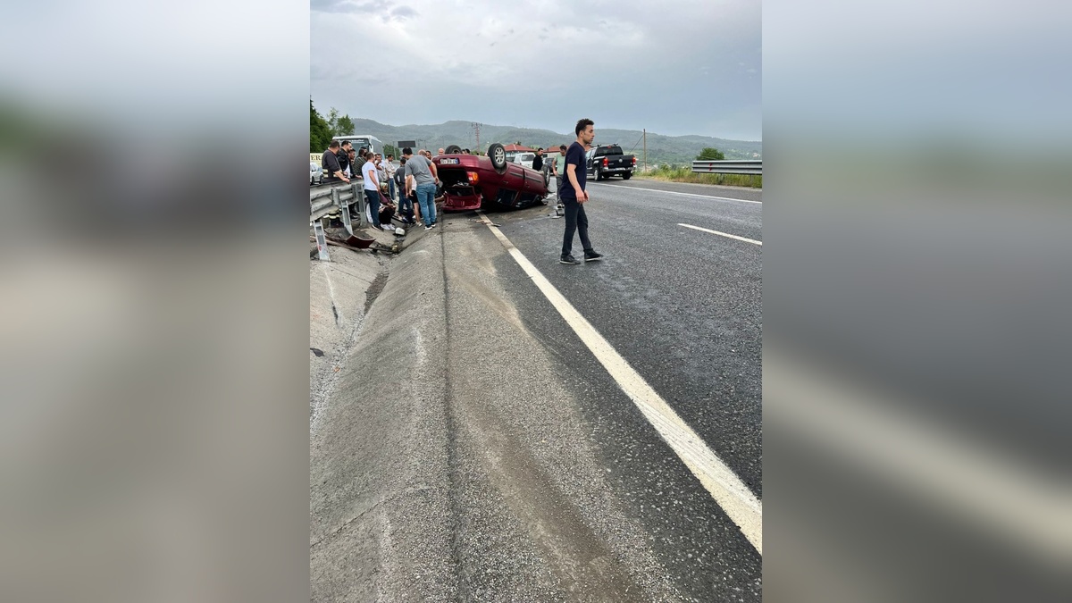 Ereğli'de trafik kazası: Aynı aileden 3 kişi yaralandı