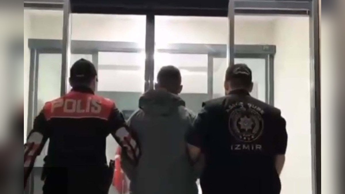 İzmir'de 900 gram bonzai ele geçirildi