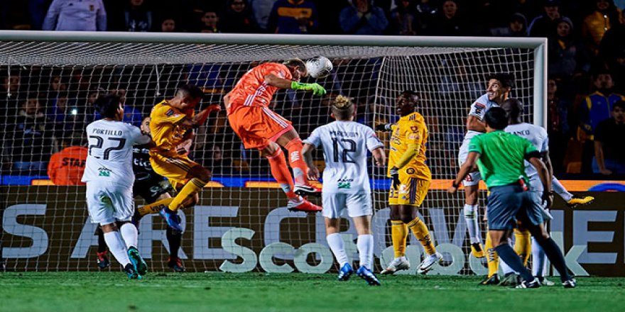 Kalecinin attığı gol çeyrek finale taşıdı