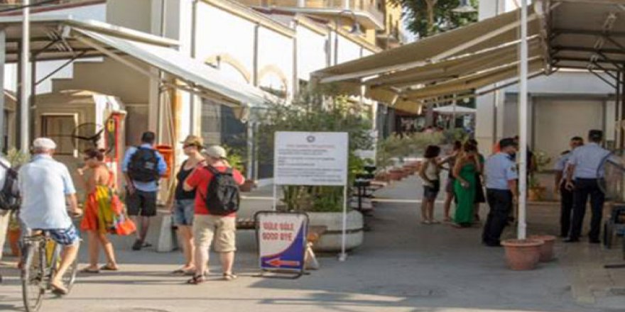 Kıbrıs’ta, Covid-19 nedeniyle kuzey ve güney sınırları kapatıldı