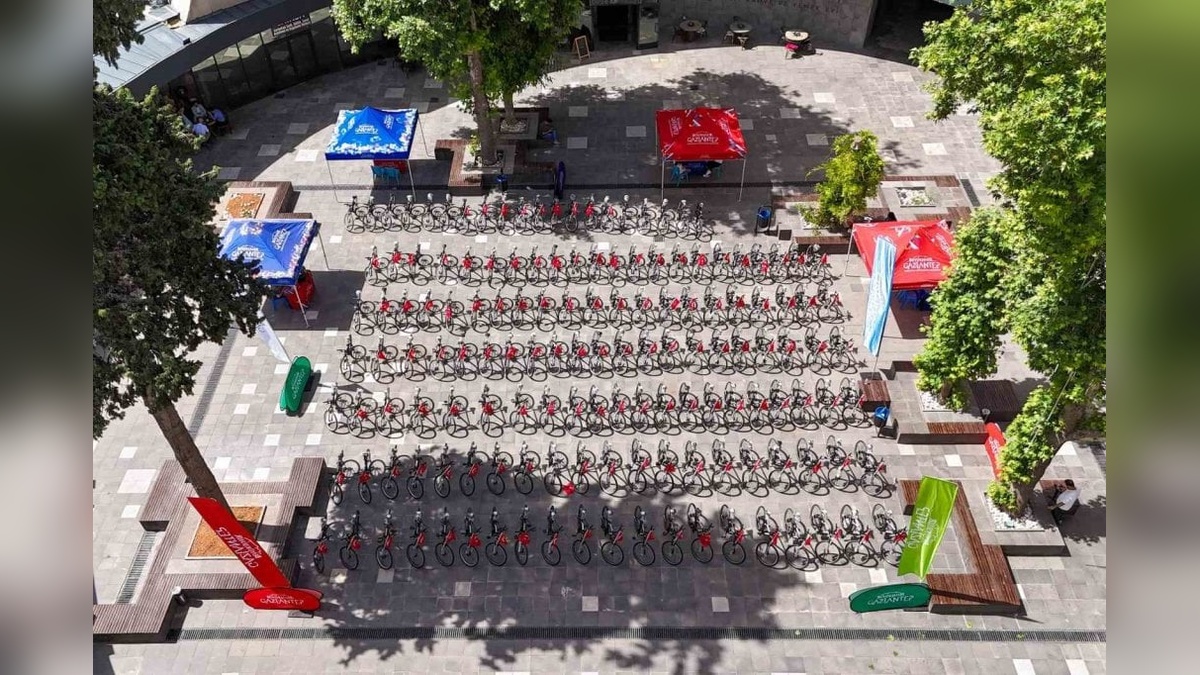 Gaziantep'te 19 mayıs spor müsabakalarında dereceye giren 152 öğrenci ödüllendirildi