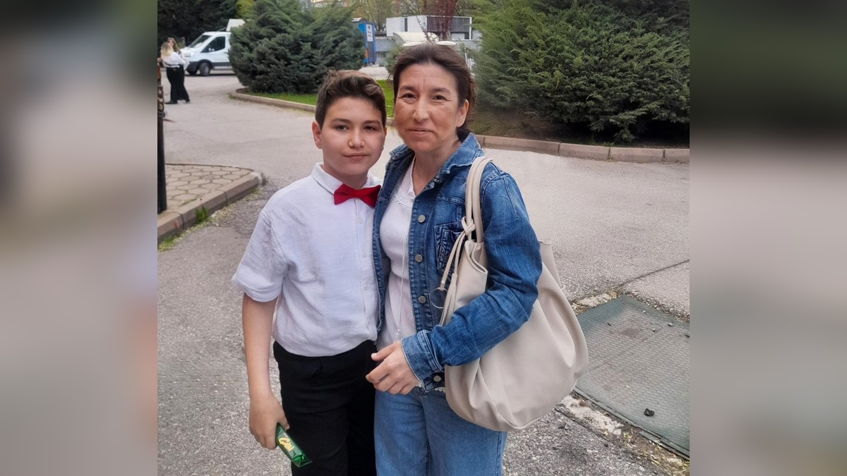 Tepebaşı Belediyesi'nin desteğiyle 11 yaşındaki Efe Çınal, müziğin gücüyle sağlık sorunlarını aştı