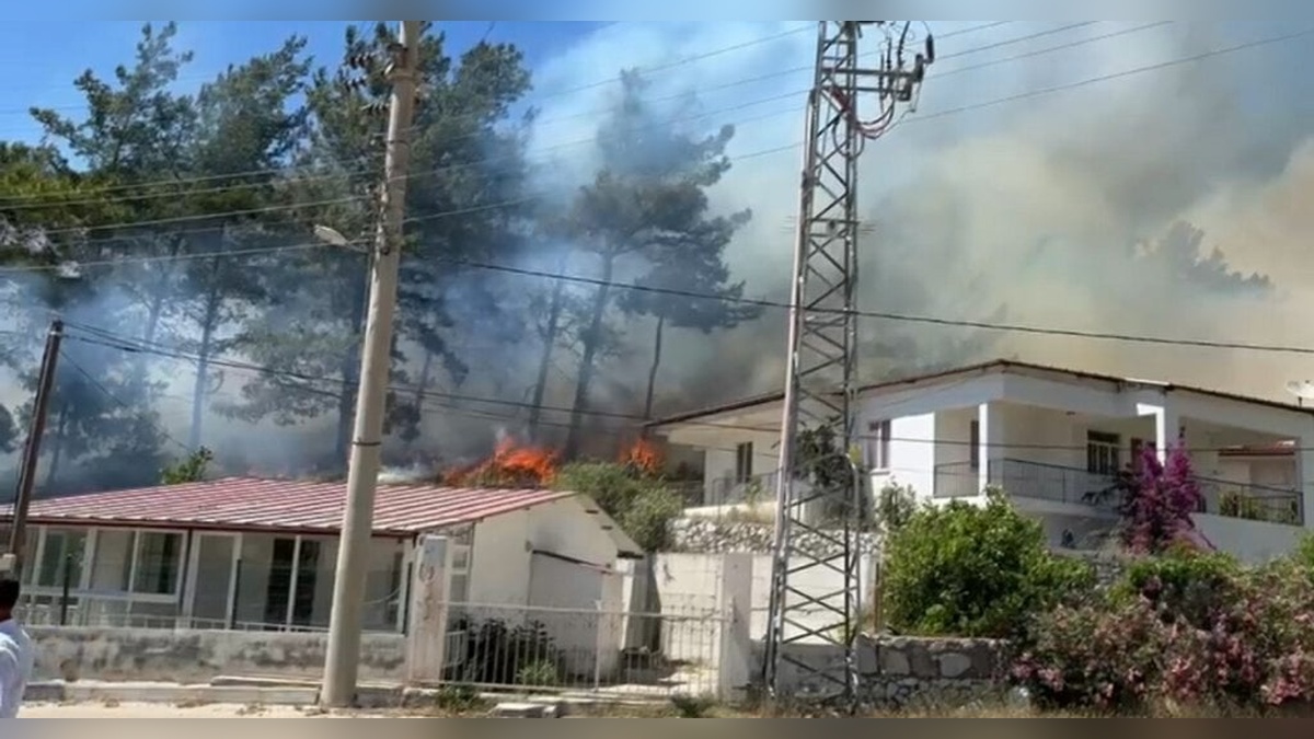 Marmaris'te orman yangını çıktı