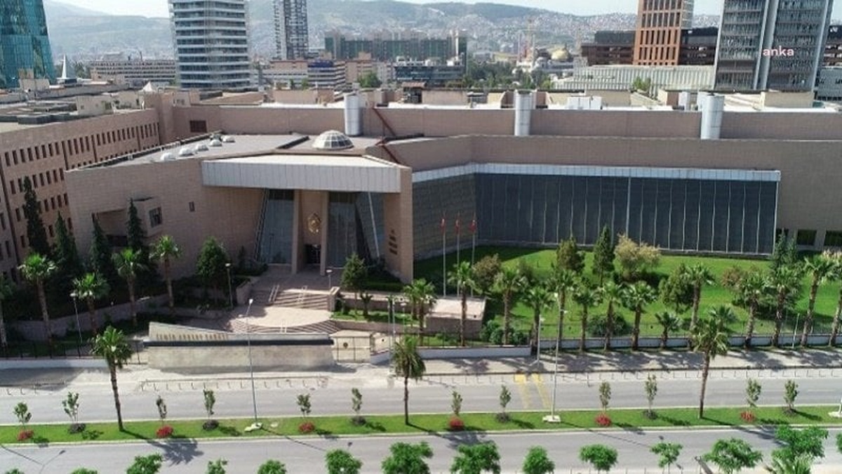 İzmir'de 49 şüpheli hakkında tefecilik iddianamesi