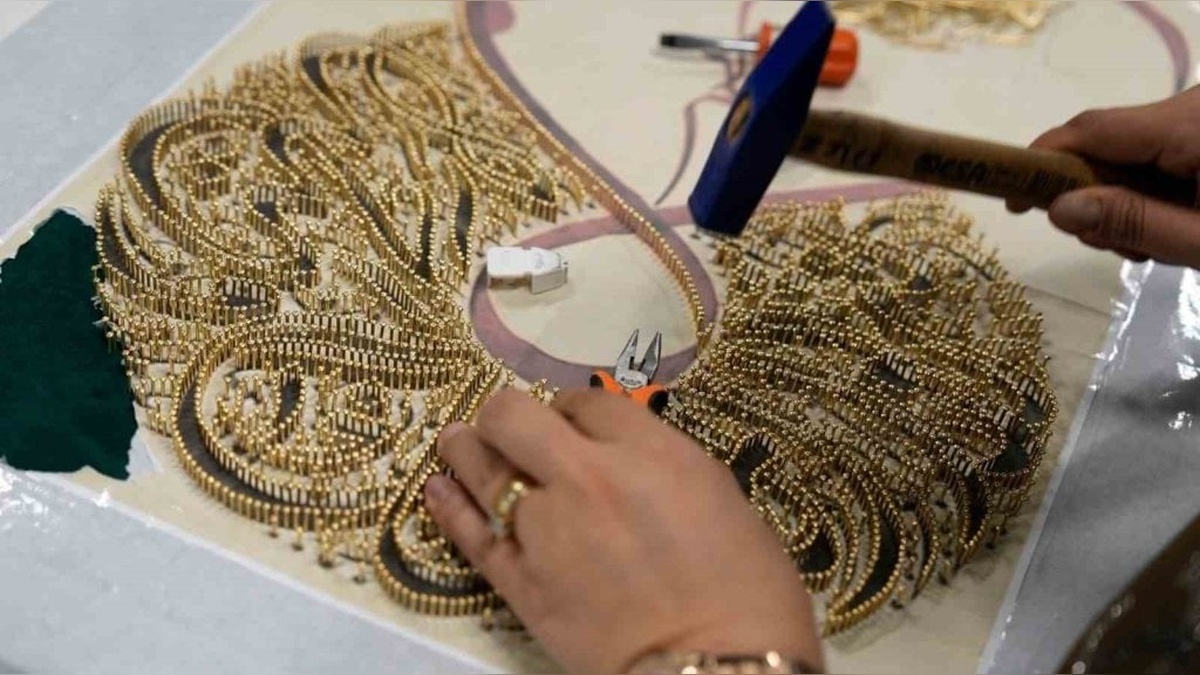 Başiskele'de BAŞ-MEK kursiyerlerinin el emeği göz nuru eserleri sergileniyor