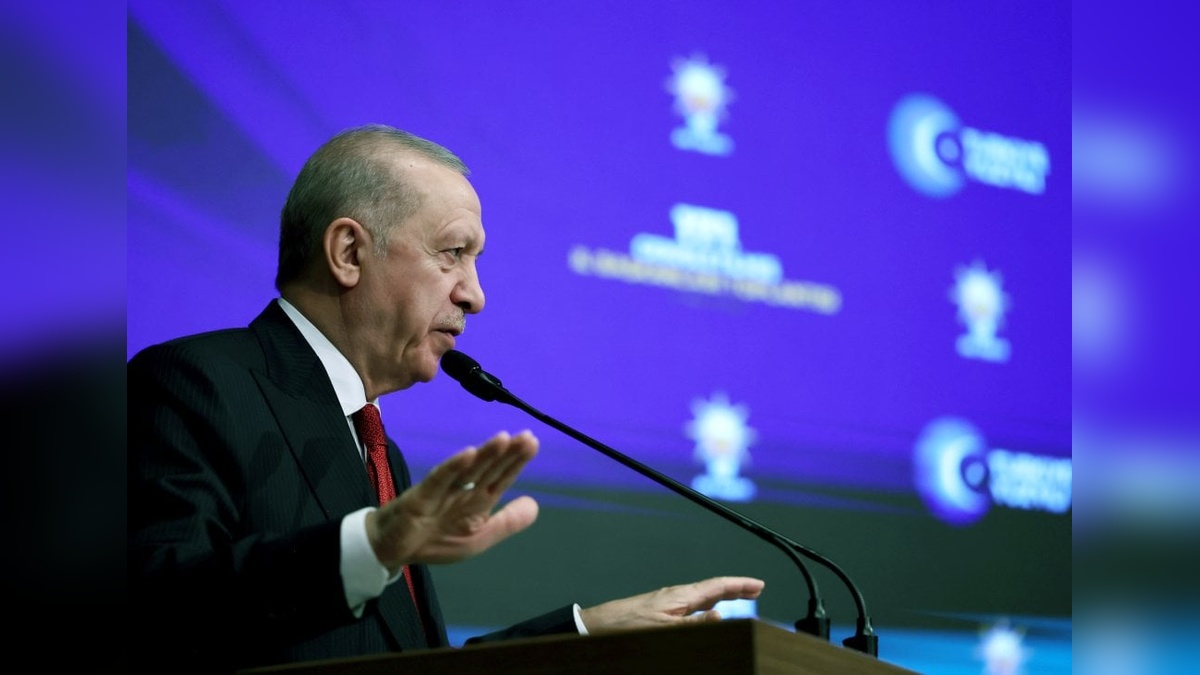 Cumhurbaşkanı Erdoğan: CHP, İngiliz Muhipleri Cemiyeti'ne dönüşüyor