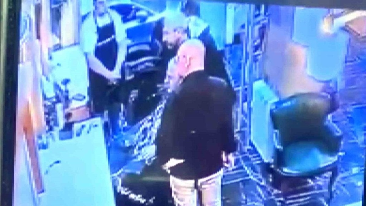 Samsun'da berberde cinayet: Cezaevi müdürü cinayetinde adı geçen şahıs öldürüldü