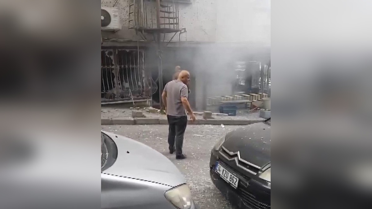 Güngören'de büfede patlama: Yaralanan olmadı