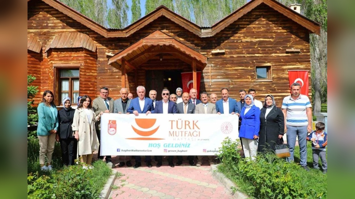 Bayburt'un coğrafi işaretli lezzetleri Türk Mutfağı Haftası'nda tanıtıldı