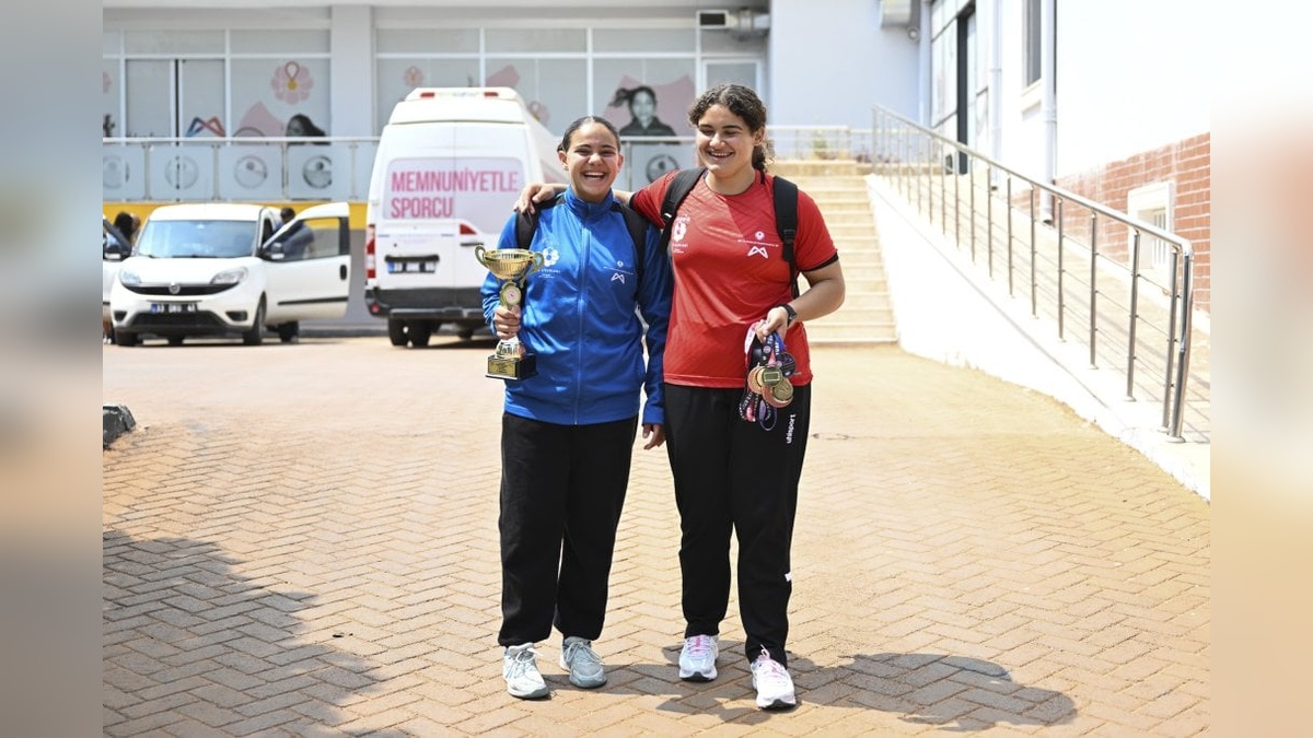 Mersin Büyükşehir Belediyesi Kır Çiçekleri Projesi sporcuları Nidanur ve Nisa Zehra Turhan, uluslararası başarılar elde etti