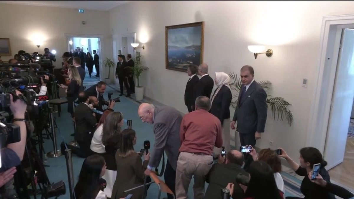 DEM Parti heyeti, AK Parti Grubu'nu ziyaret etti