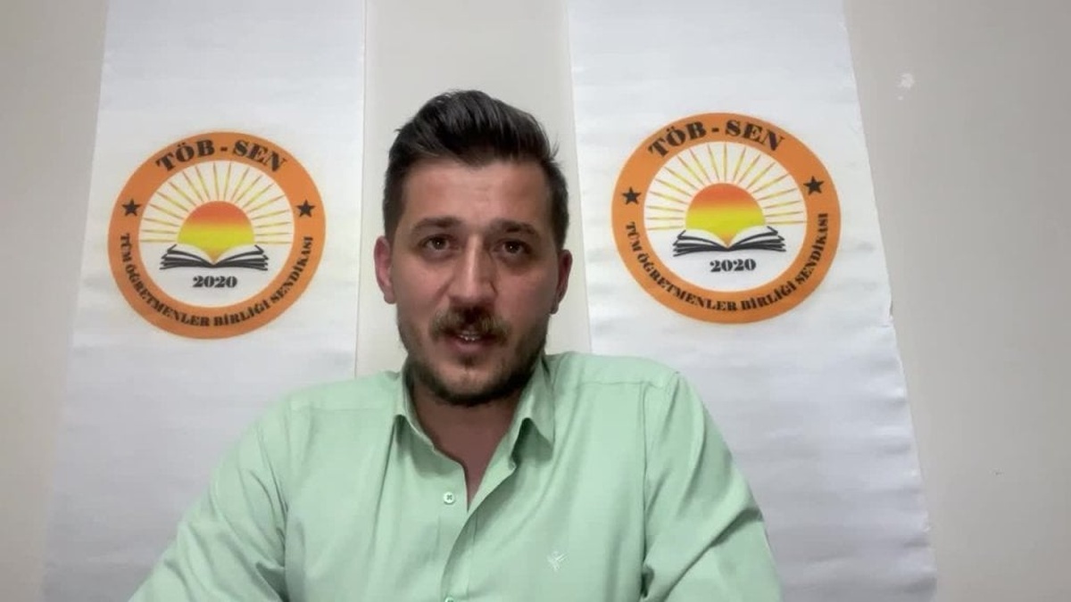 TÖBSEN Genel Eğitim Sekreteri Bebek: Camilerde halat çekme, körebe ve bowling oynatılıyor