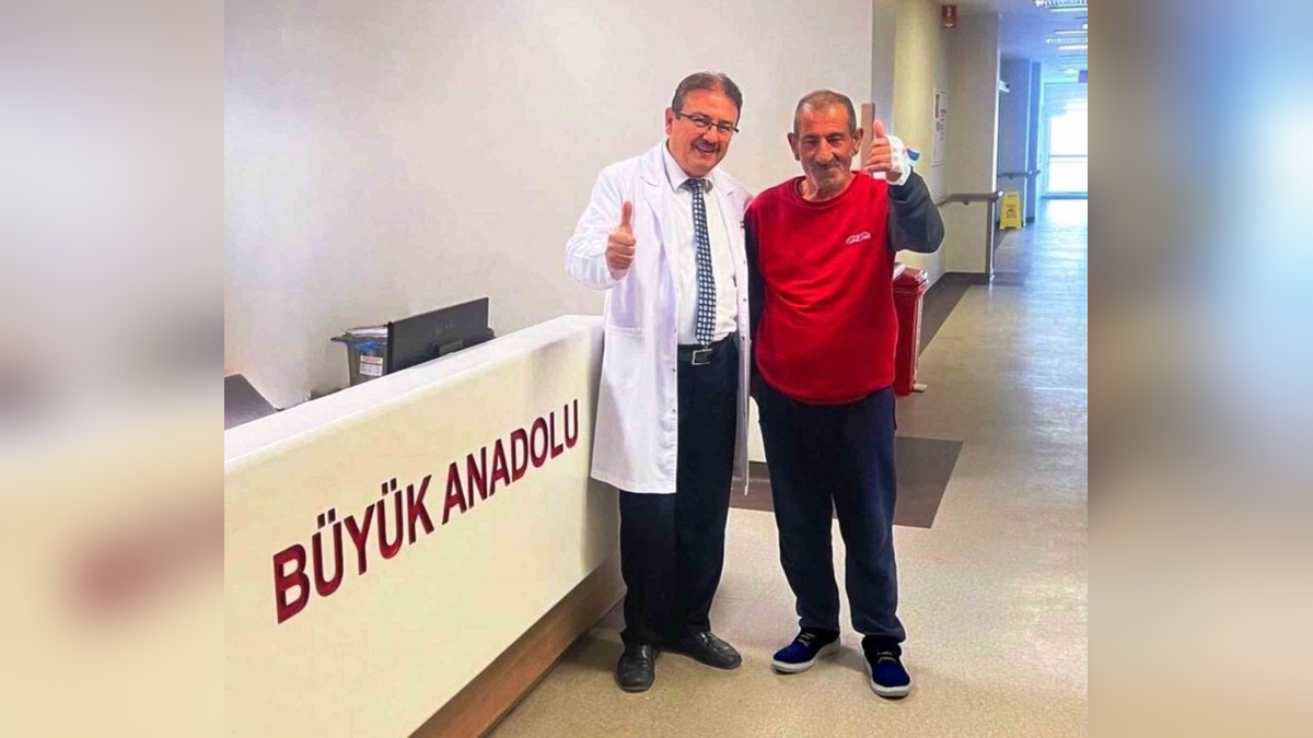 Samsun'da 63 yaşındaki hastaya başarılı böbreküstü bezi ameliyatı