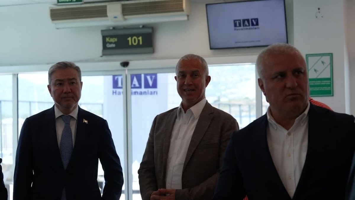 Gazipaşa-Alanya Havalimanı'na Kazakistan'dan ilk direkt uçuş