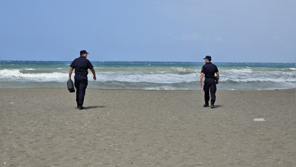Samandağ'da denizde kaybolan kişi aranıyor