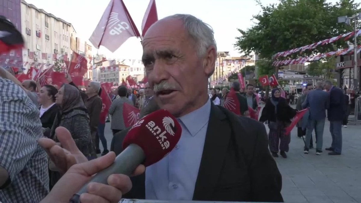 Esenler'de 'Millet İradesine Sahip Çıkıyor' mitingi: 'İmamoğlu serbest kalsın'