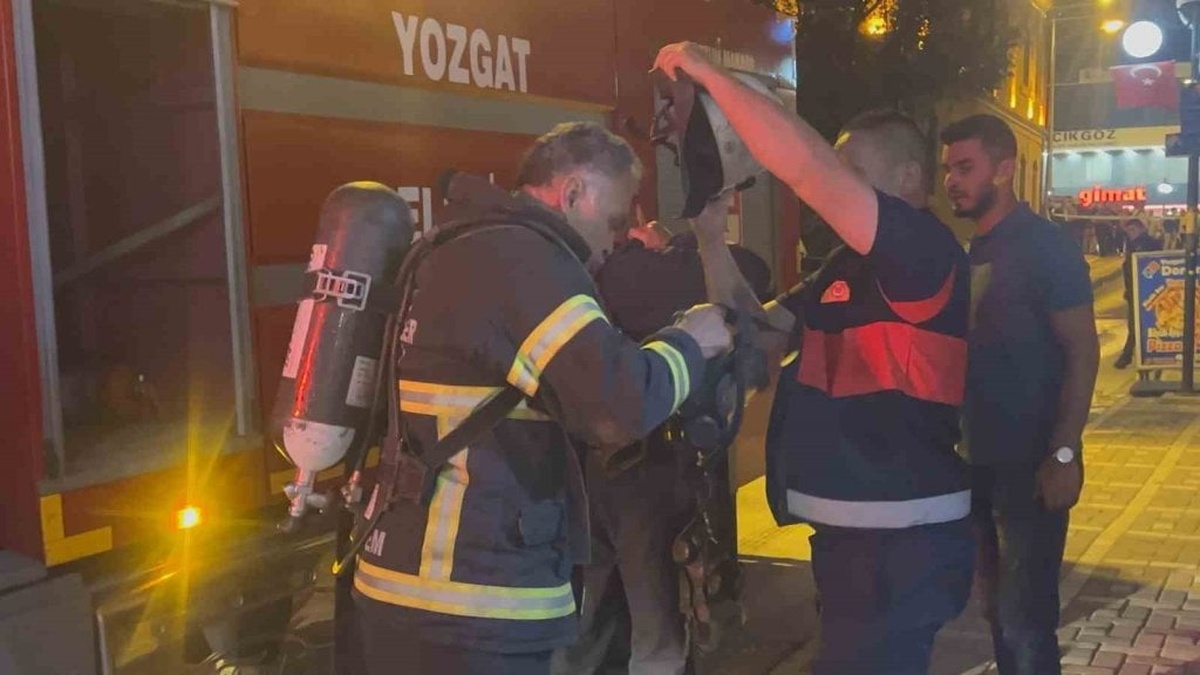 Yozgat'ta iş yeri yangını: Kızgın yağdan çıktı