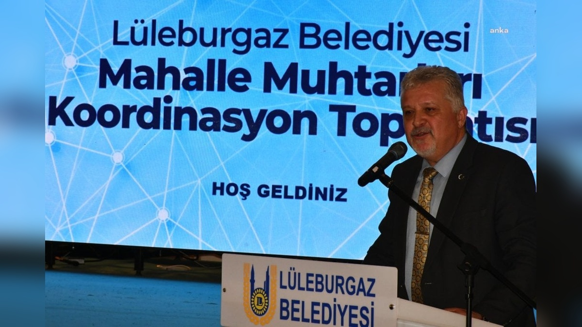 Lüleburgaz Belediyesi, mahalle muhtarlarıyla koordinasyon toplantısı düzenledi