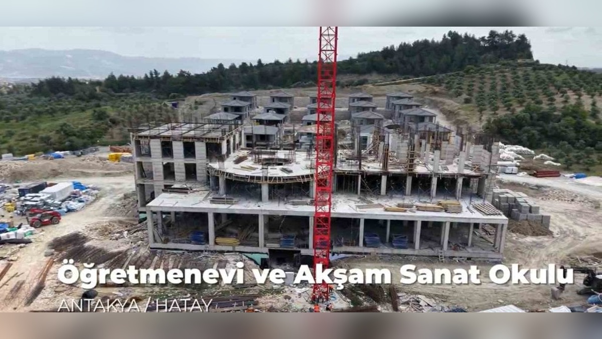 Hatay'da 200 kişi kapasiteli öğretmenevi inşaatı sürüyor