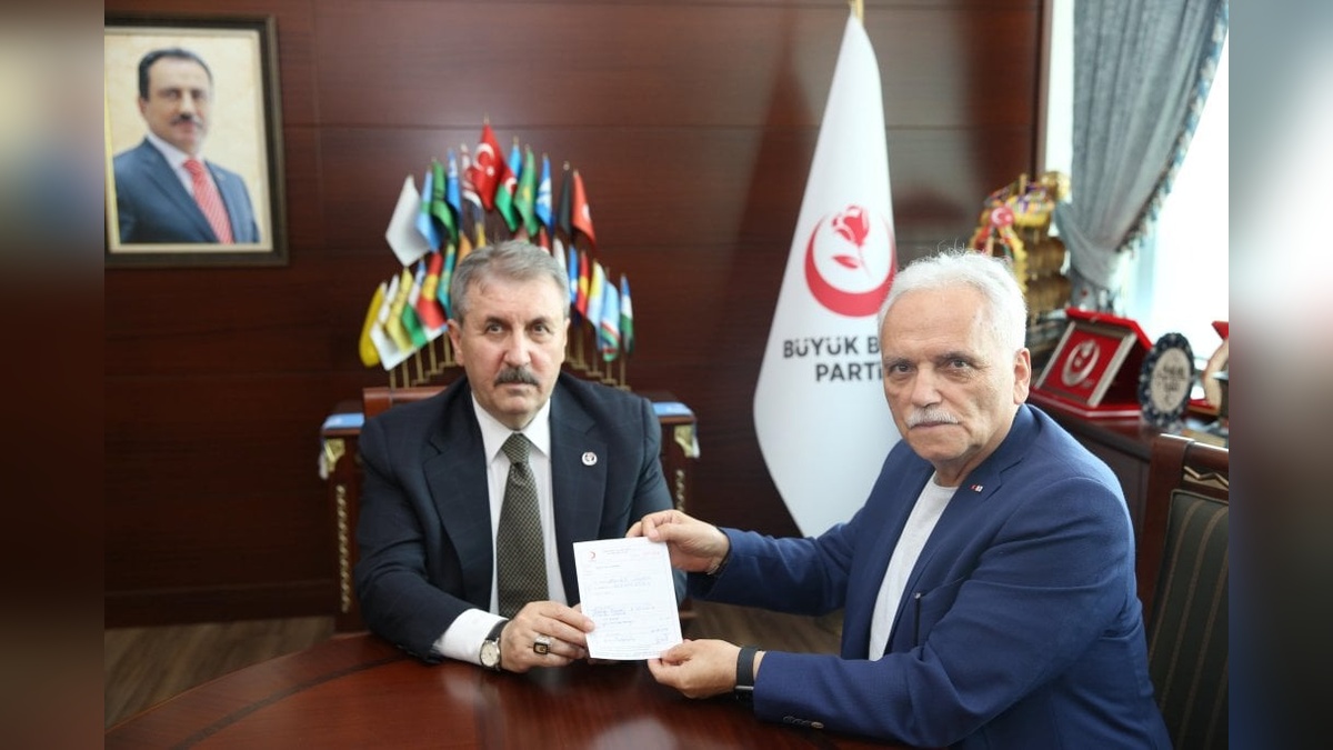 Destici'den Kızılay'ın Gazze kampanyasına 10 hisse kurban bağışı